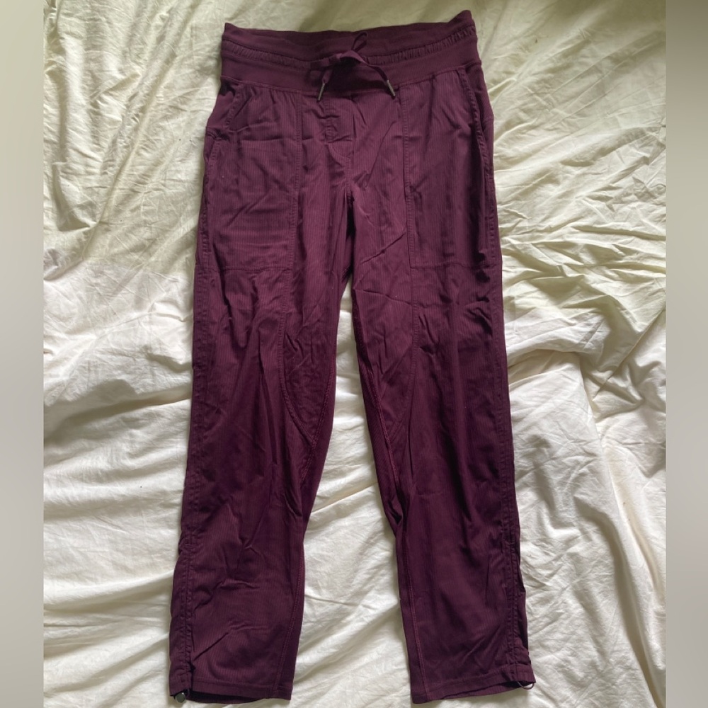 Lululemon Women's Size 4 Street To Studio Pants II Grape Tapered Cropped
